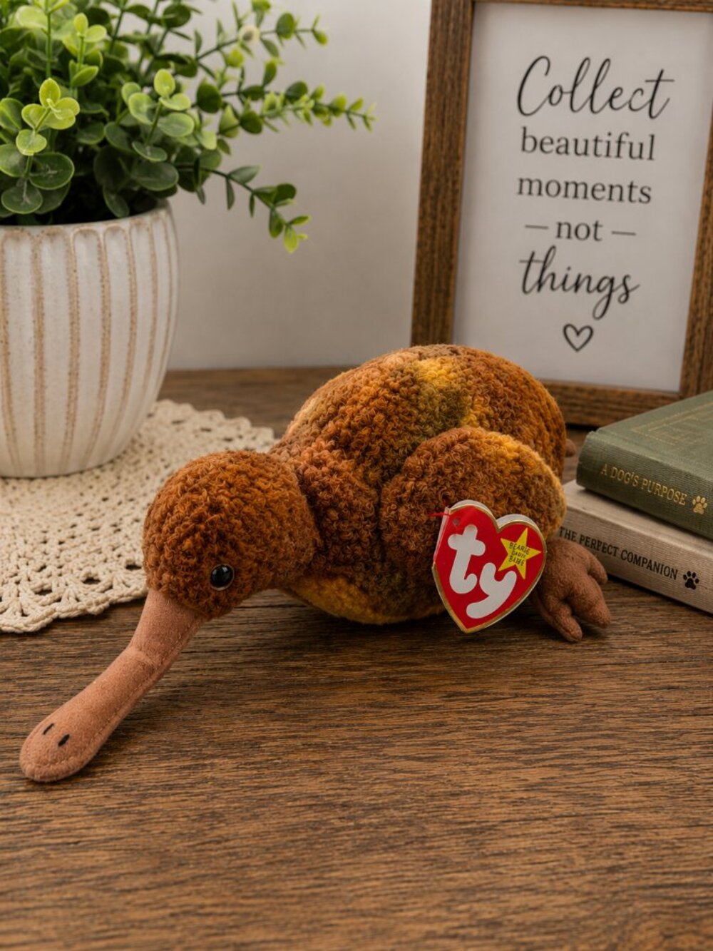 Ty Beanie Babies Beak Kiwi Bird 1998 Plush w/ Hang Tag Retired Collectible